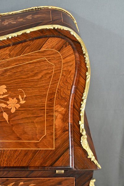 Bureau de Dame en Palissandre, style Louis XV – 2ème Partie XIXe