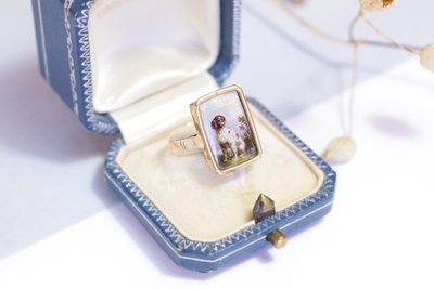 Victorian dog ring, Portrait miniature dog ring, 9k gold, England, Spaniel brittany