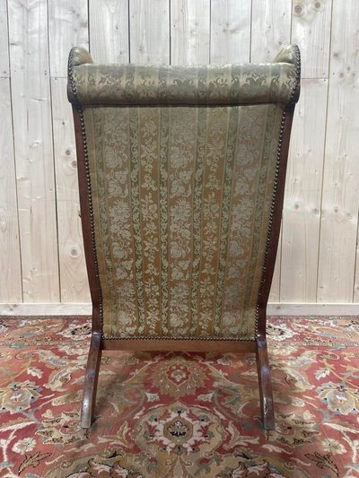 Fauteuil anglais en acajou à oreilles 