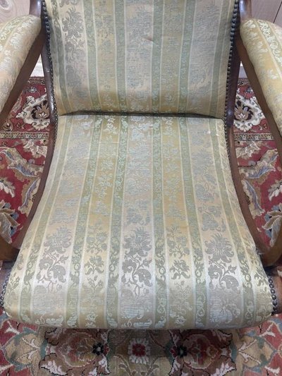 Fauteuil anglais en acajou à oreilles 