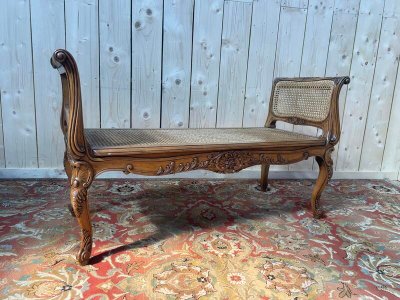 Louis XV style entrance bench in winding cannae