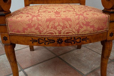Paire de fauteuils anciens Charles X, France, XIXe siècle.