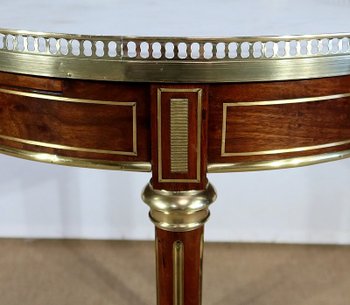  Table Bouillotte en Acajou et Marbre de Carrare, style Louis XVI – milieu XIXe 