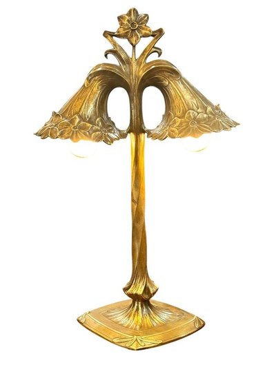 Jules Playing Art Nouveau Double Lamp
