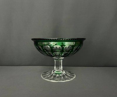Coupe En Cristal Vert Taillé – Style Art Déco