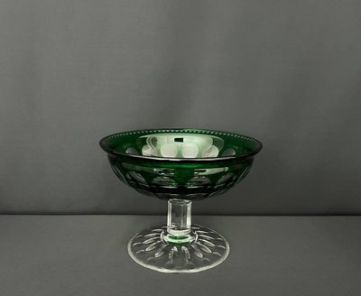Coupe En Cristal Vert Taillé – Style Art Déco