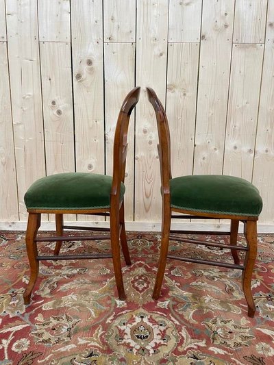 Paire de chaises époque Louis Phillipe en velours vert 