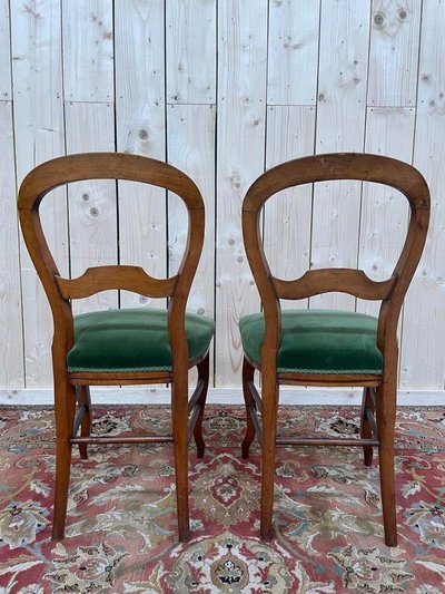 Paire de chaises époque Louis Phillipe en velours vert 