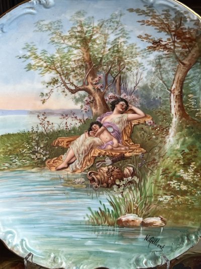 Geschirr, signiert N. Gilbert 
