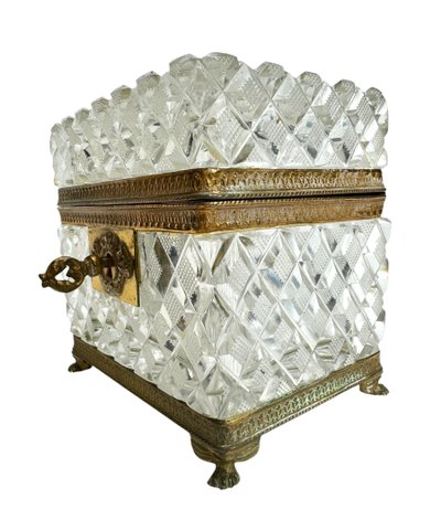 Le Creusot - Crystal and gilded bronze box