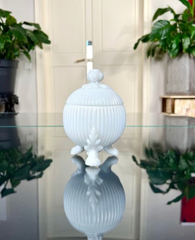 Barattolo per caramelle Drageoir Scatola opalina bianca - Decorazione