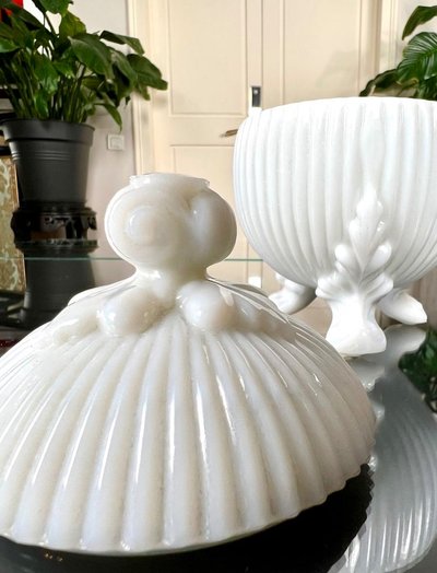 Barattolo per caramelle Drageoir Scatola opalina bianca - Decorazione