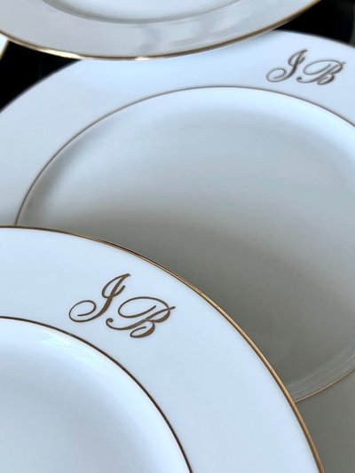 11 Assiettes à Dessert En Porcelaine De Limoges - Filets Or Monogrammes