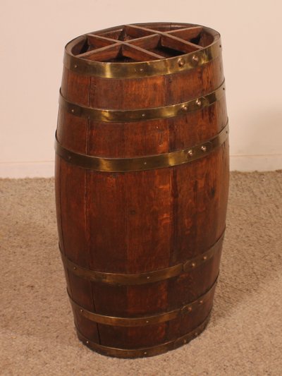Regenschirm- oder Spazierstockhalter in Fassform aus Eiche, 19. Jh