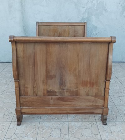 Mahagonibett im Empire-Stil