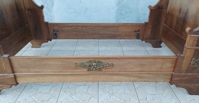 Mahagonibett im Empire-Stil