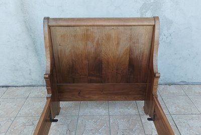 Mahagonibett im Empire-Stil