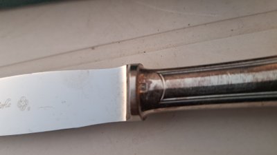 12 Christofle silver-plated metal knives / 22.5 cm