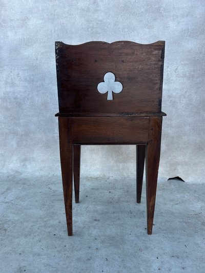 Table de chevet