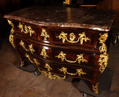 Tomb chest of drawers attributed to Mathieu Criaerd