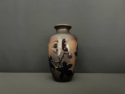 Gravierte Glasvase – La Rochère