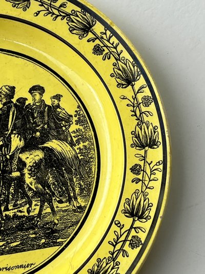 Philhellenic Plate Choisy le Roi yellow background 1825 Greek independence