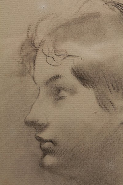 Dessin au fusain 'Portrait de femme de profil' signé Antonin Mercié (1845-1916)