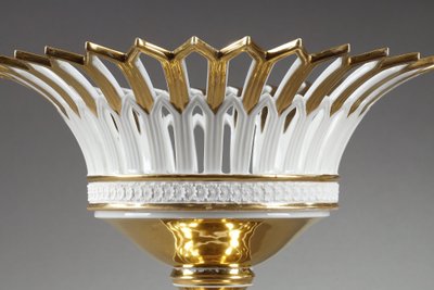 PAIR OF PARIS PORCELAIN STANDING BASKETS, EMPIRE PERIOD
