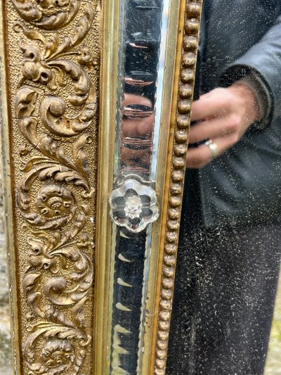 Miroir 1900 bois stuqué et doré, 179,5x119cm