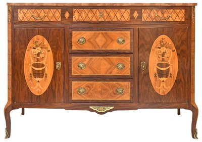 Credenza intarsiata in stile Luigi XV 