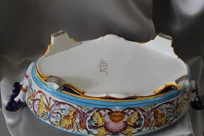 Fine Bordeaux earthenware planter with polychrome decoration of putti, 19th century Jules Vieillard