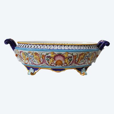 Fine Bordeaux earthenware planter with polychrome decoration of putti, 19th century Jules Vieillard