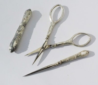 Mimosa ART NOUVEAU silver sewing kit, early 20th century, scissors, thimble, needle case