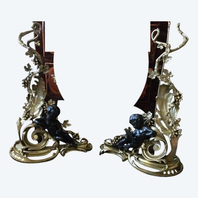 Pair of bronze fireplaces with children, Louis XV style.
