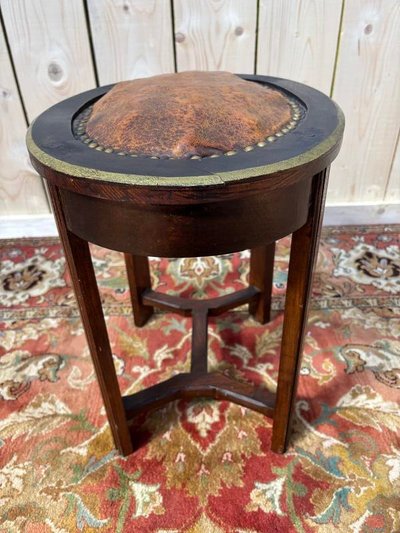 Klavier sitzender Hocker Leder Art Deco