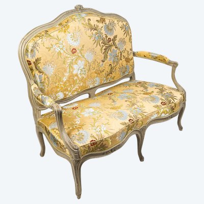 Canapé d’époque Louis XV en Hêtre Laqué estampillé par Jean-Baptiste Delaunay, Vers 1770
