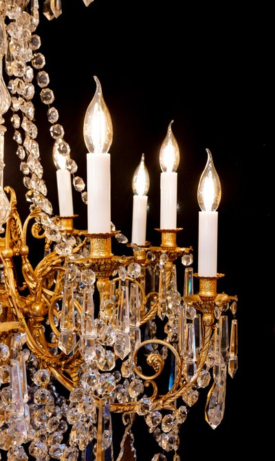 Louis XVI Style Chandelier in Gilt Bronze and Cut Crystal, Signed Portieux