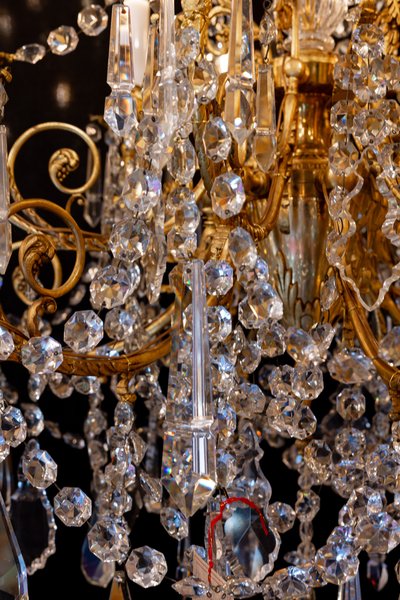 Louis XVI Style Chandelier in Gilt Bronze and Cut Crystal, Signed Portieux