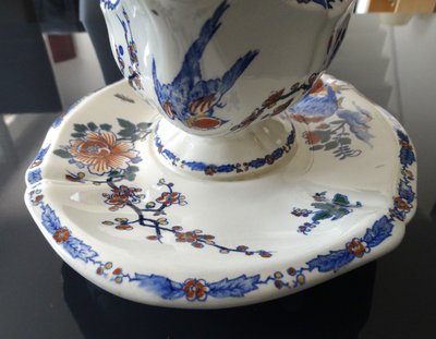 Gien factory. Earthenware sauce boat, Rooster and Peony model. Stamp from the 1930s-1960s.