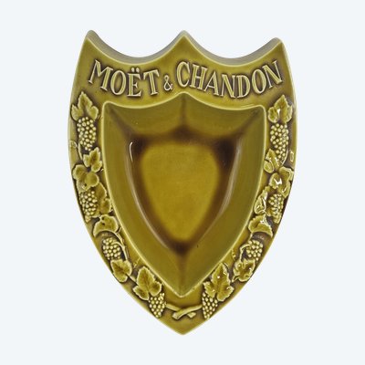 Tasca vuota pubblicità Moët & Chandon
