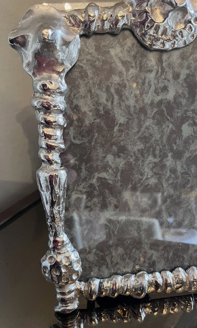 Fondica / Mathias: Silver-plated bronze photo holder Signed and numbered Height 30 cm width 23 cm
