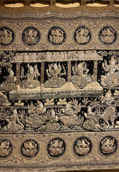 Large Embroidery Kingdom Of Siam 19th Century 3m35-1m85
