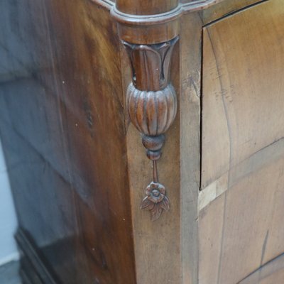 Cassettone Luigi Filippo in noce