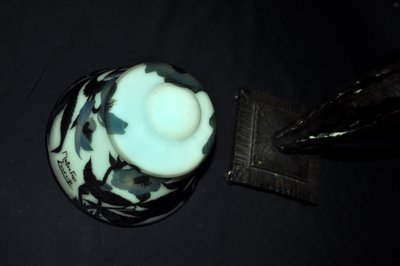 Lampe signée Muller Frères pâte de verre multicouche pied forgé dans le goût de Brandt