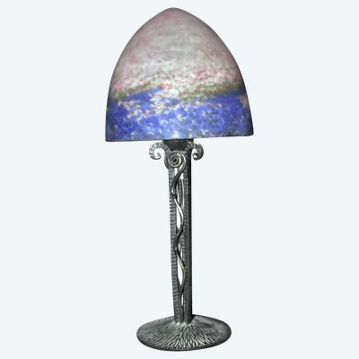 Lampe circa 1925 abat-jour signé Muller Frères pied en fer forgé 