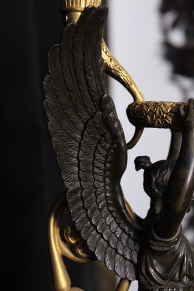 Empire wall lamp in gilded and patinated bronze with Fame, 19th century