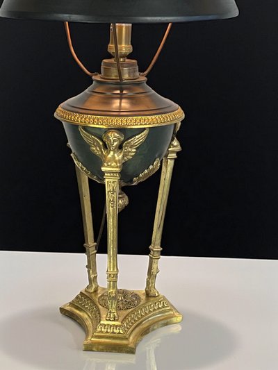 ANTIQUE EMPIRE STYLE LAMP IN BRONZE AND BRASS WITH DECORATED SHEET METAL LAMPSHADE