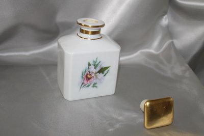Set da toilette in porcellana di Limoges con decoro a iris firmato René Caire, anni '50