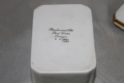 Set da toilette in porcellana di Limoges con decoro a iris firmato René Caire, anni '50