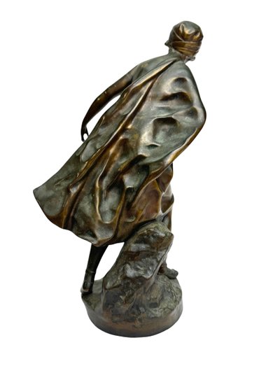 Gustavo Obiols Figura in bronzo, donna nuda